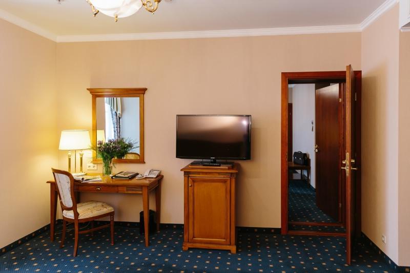 Grand Hotel Emerald San Pietroburgo Esterno foto